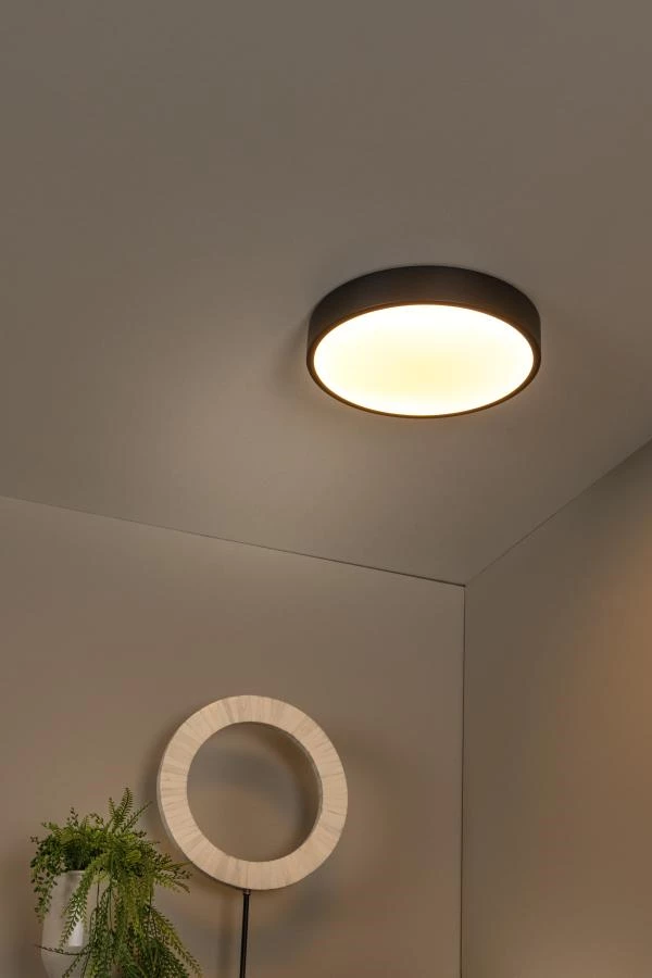 Lucide UNAR - Plafonnière - Ø 30 cm - LED 3 StepDim - 1x18W 2700K - Zwart - sfeer 1